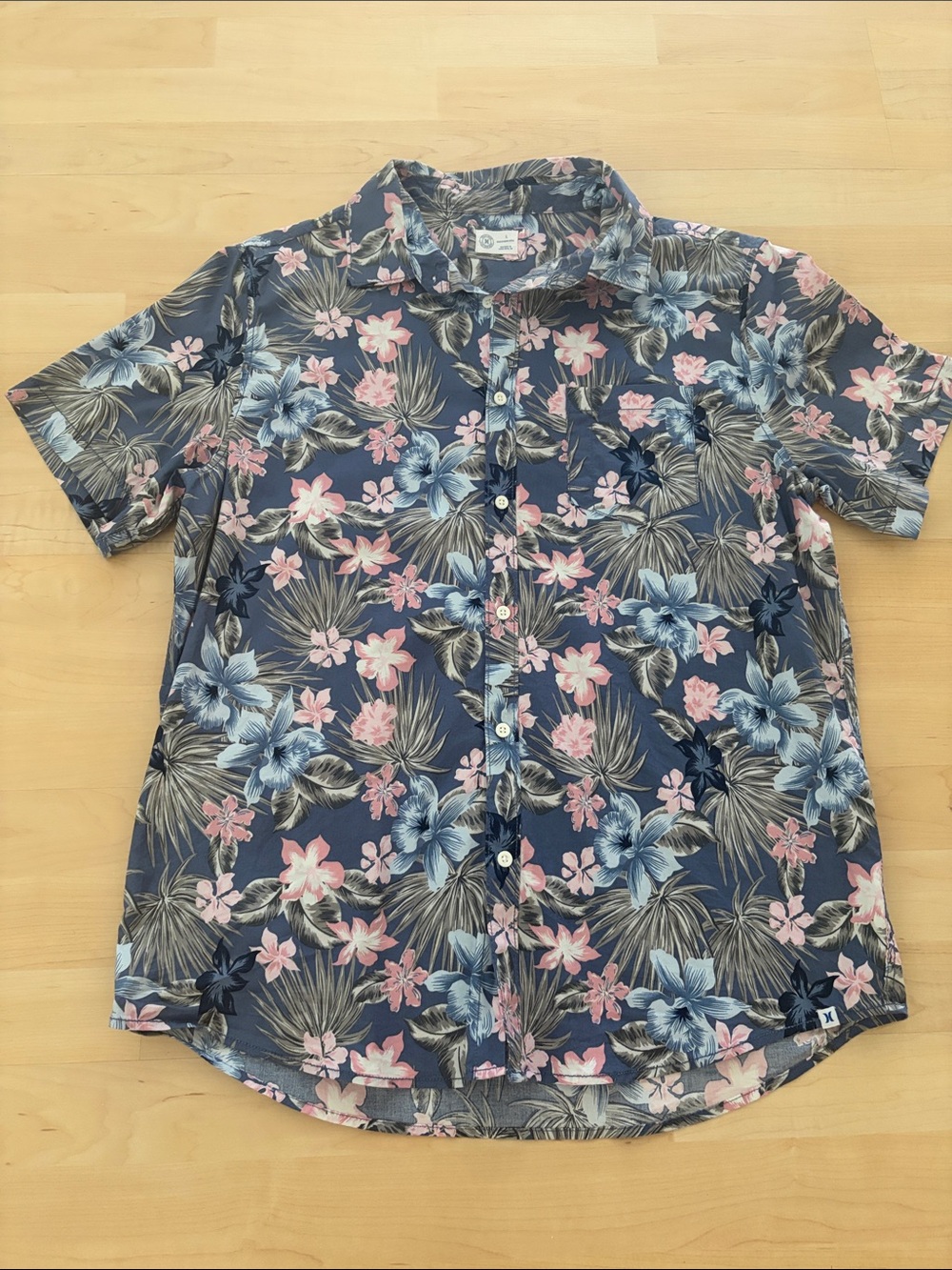 Hurley Men’s Tropical Floral Button Front Shirt Blue Pink Size Large